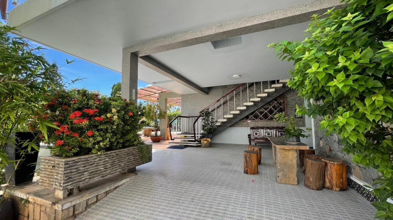 Ananas Beach Hotel Вунгтау Екстер'єр фото