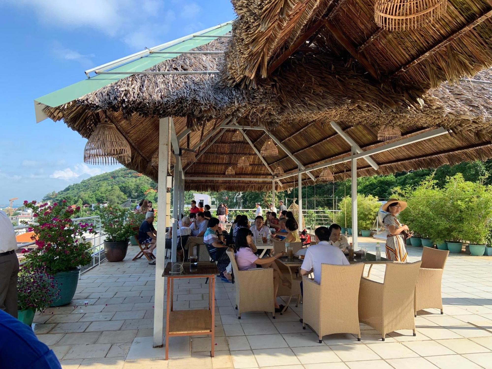 Ananas Beach Hotel Вунгтау Екстер'єр фото