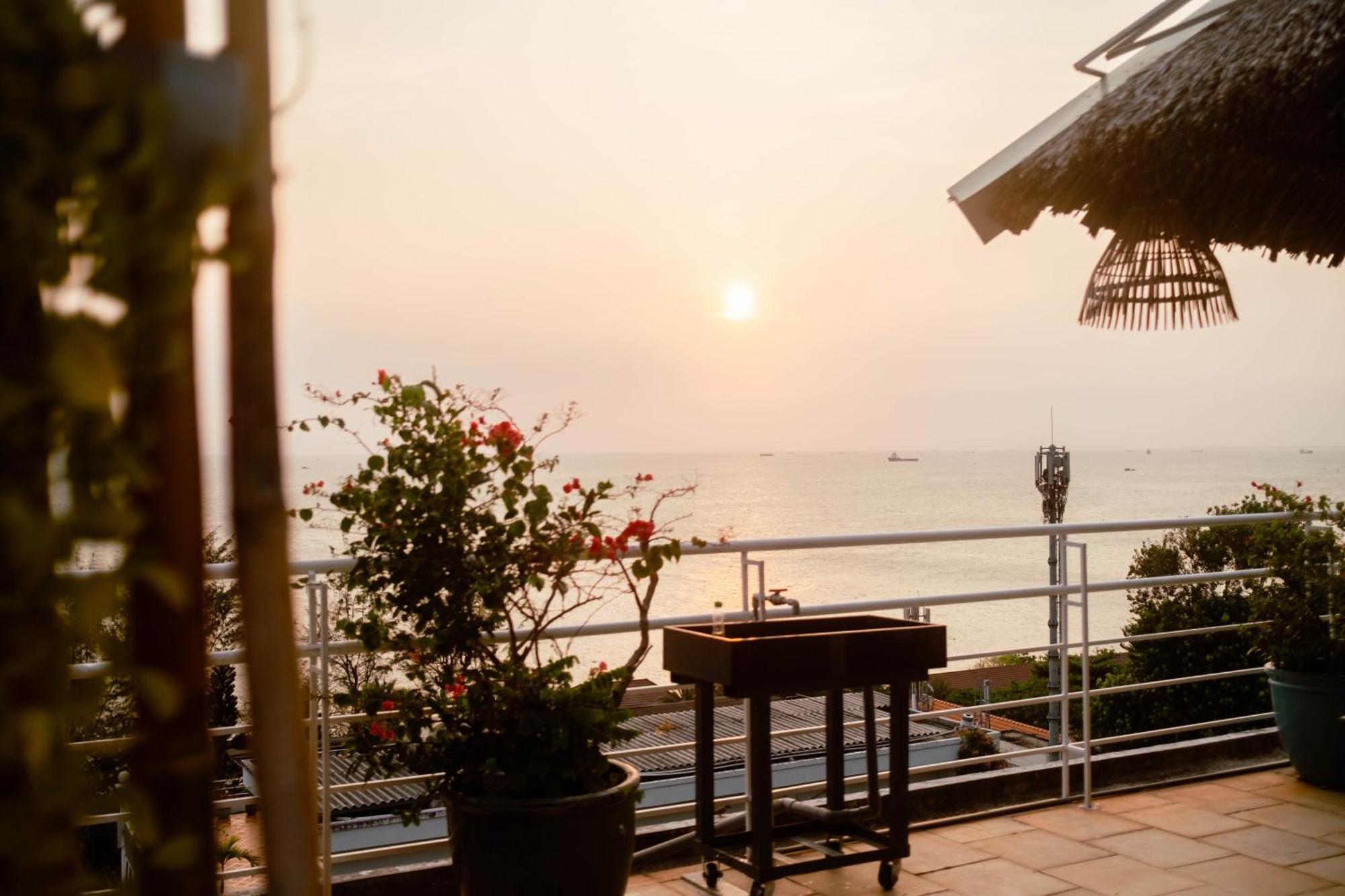 Ananas Beach Hotel Вунгтау Екстер'єр фото